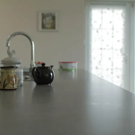 Chacao Apartment Bristol