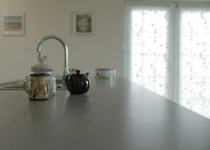 Chacao Apartman Bristol